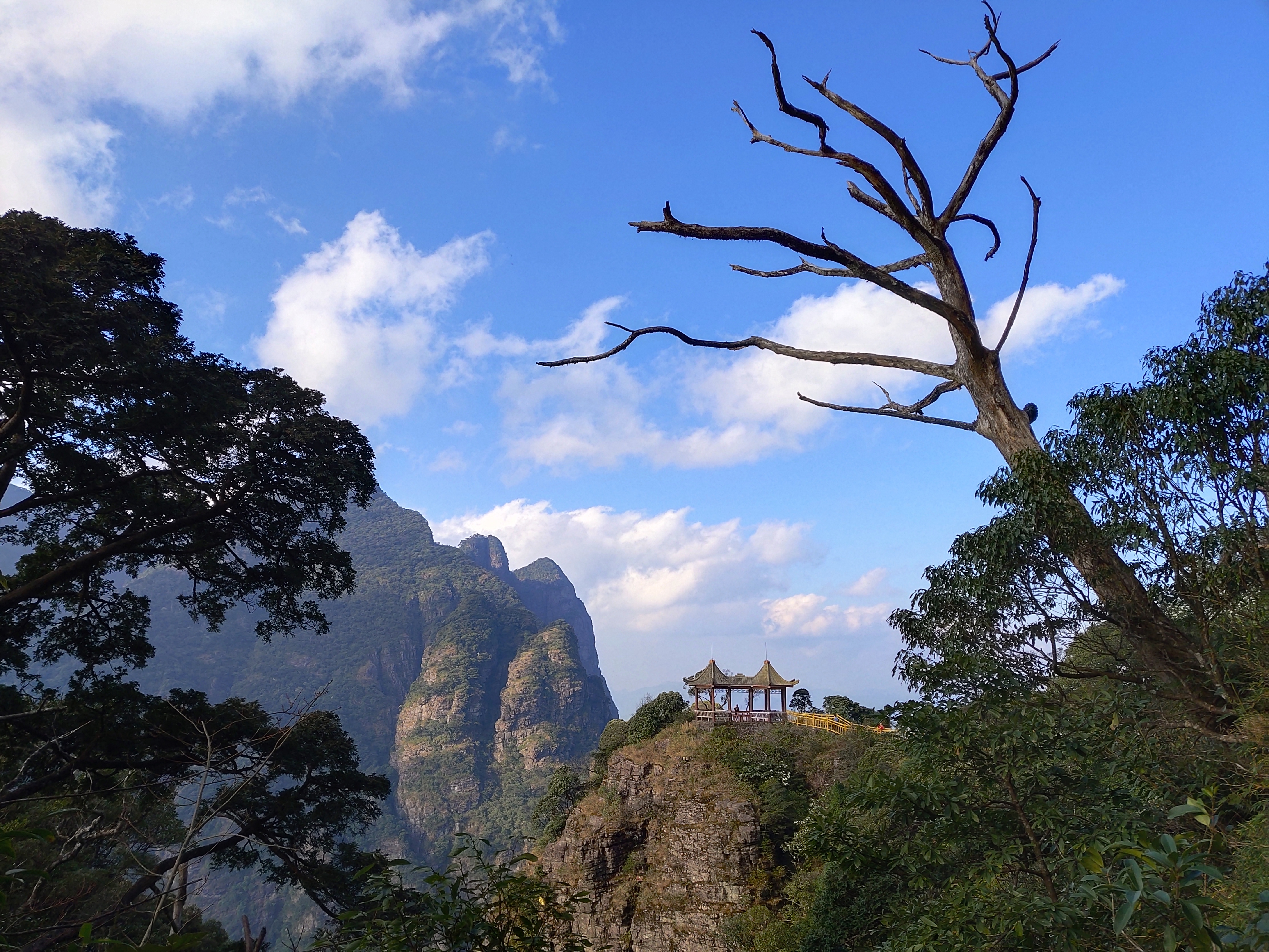 圣堂山2.jpg